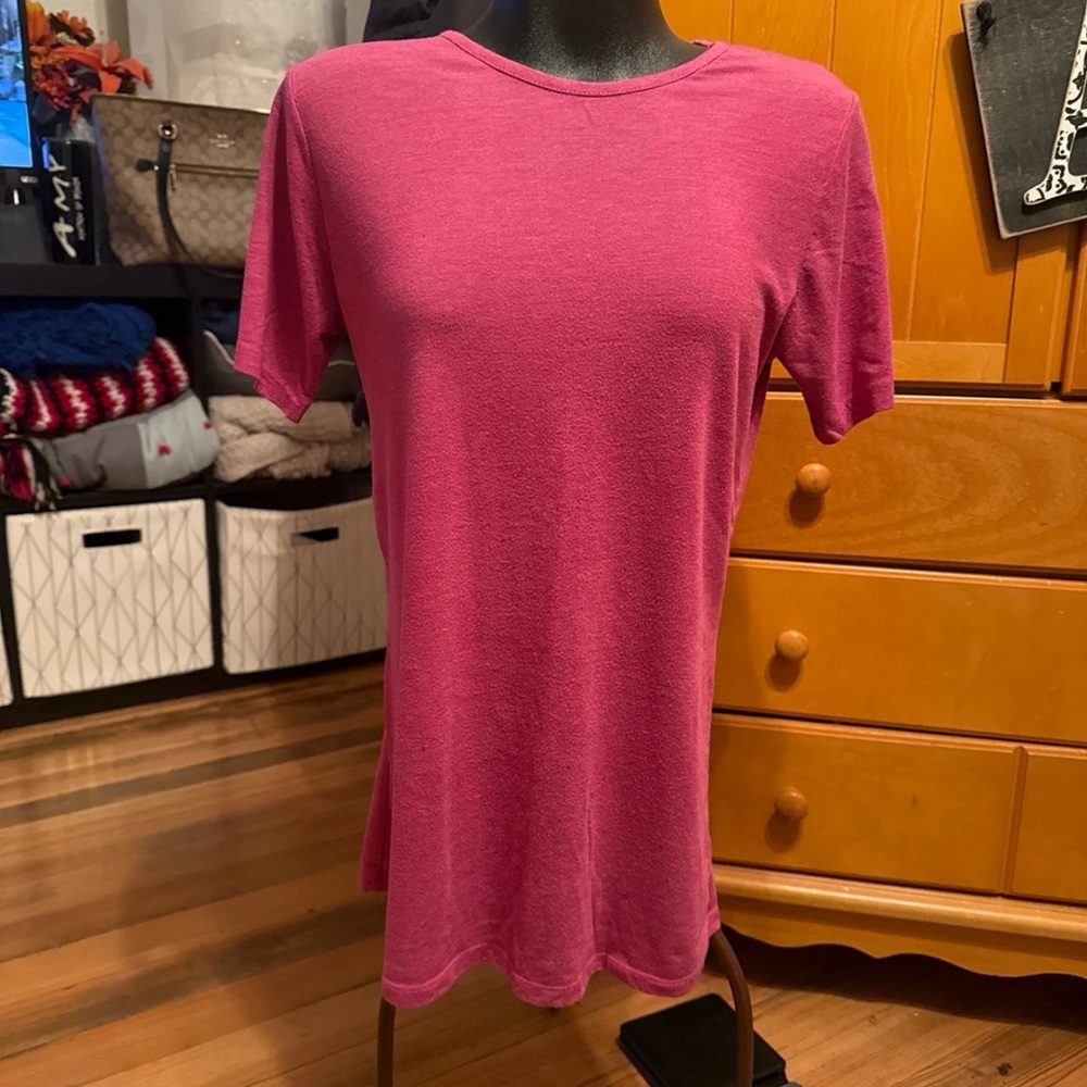 Magenta Crew Neck T-Shirt Women’s XL Long Length Soft Basic Tee